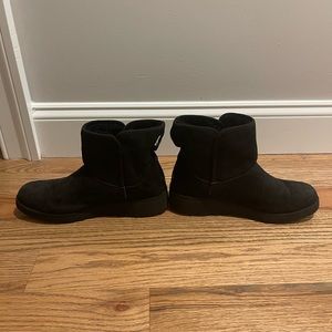 Kristin ankle uggs black size 9.5